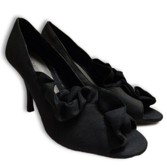 ANN MARINO Ruffle Detail Peep-Toe Slip-On High Heel Shoes Black Fabric Sz 9 M - Picture 1 of 16